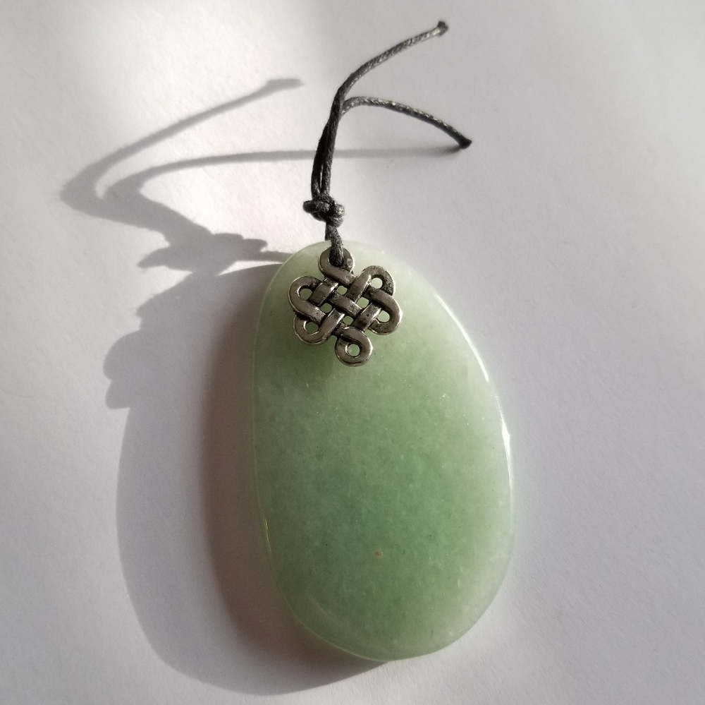 Green stone pendant Celtic knot charm silver tone